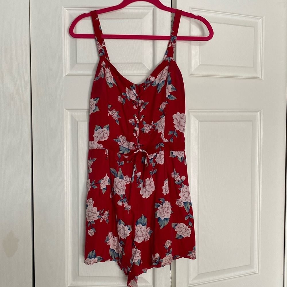 Hollister romper